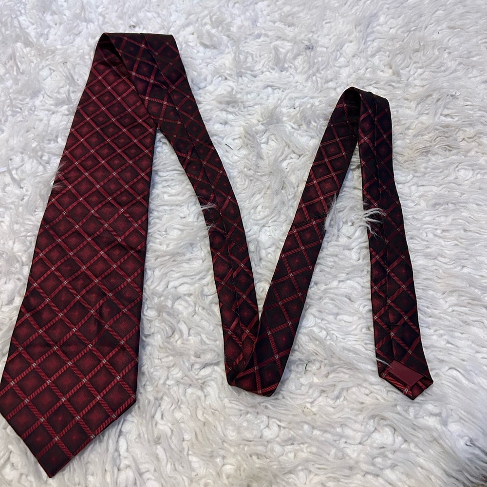 New Siena Collezione 100% Silk Hand Made Burgundy Brown Tie 0154